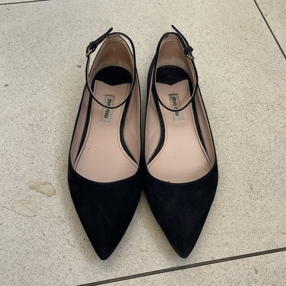 Black Miu Miu ballet flats with ankle strap - Picture 4 of 6